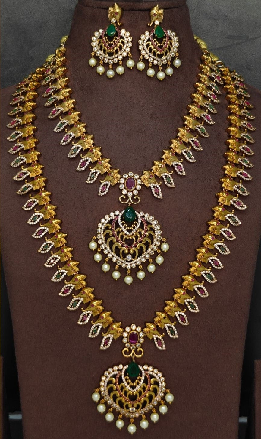Necklace Set