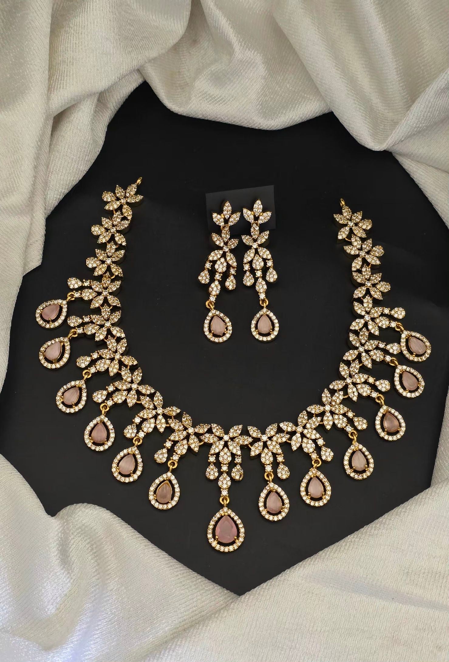 Stone Necklace Set