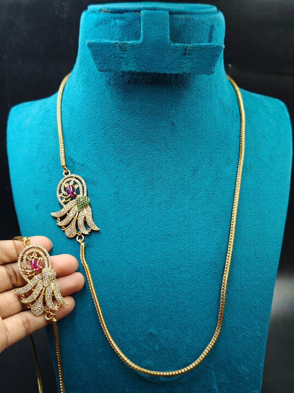 Side Locket Chain